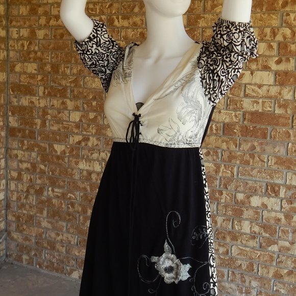 Krista Lee size  M -ARTIST DESIGN DRESS - Picture 8 of 12